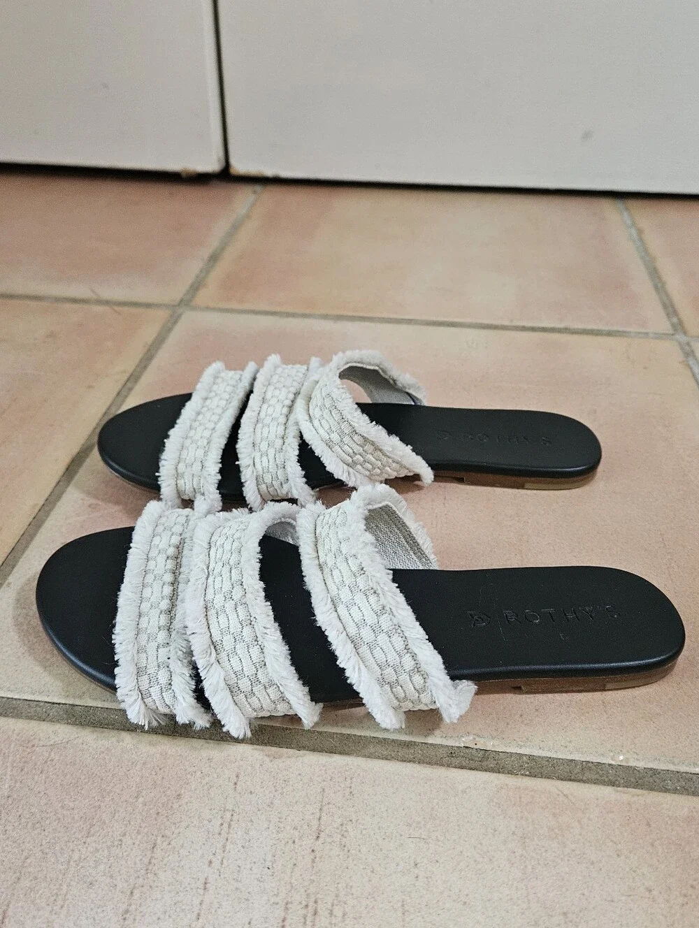 Rothy’s Triple Band Sandals in Seashell Fringe
